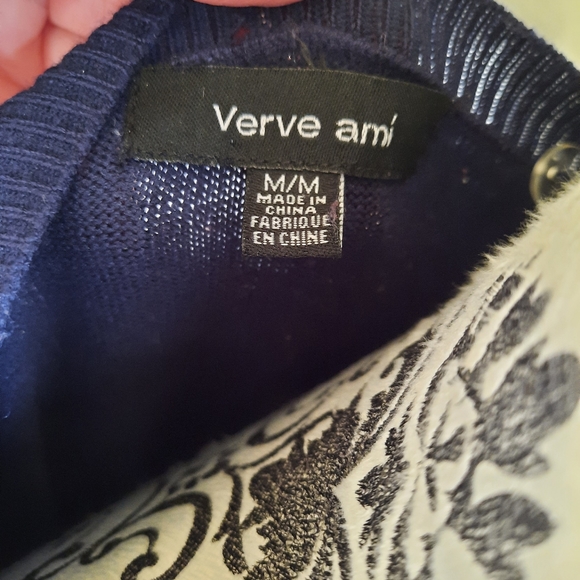 Verve ami sweater/scarf - Picture 3 of 4